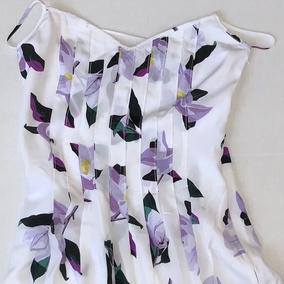 NWOT Banana Republic Light Floral Pattern - Size 4 - Picture 6 of 11